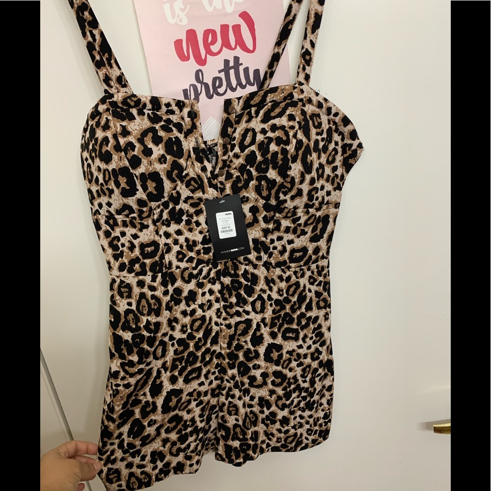 Fashion nova romper